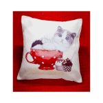 Cuscino con gatto in tazza