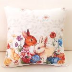 cuscino pasquale con conigli
